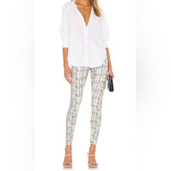 Commando Pants - NWOT Commando White Snake Print Tummy Control leggings. High Rise Sculpting